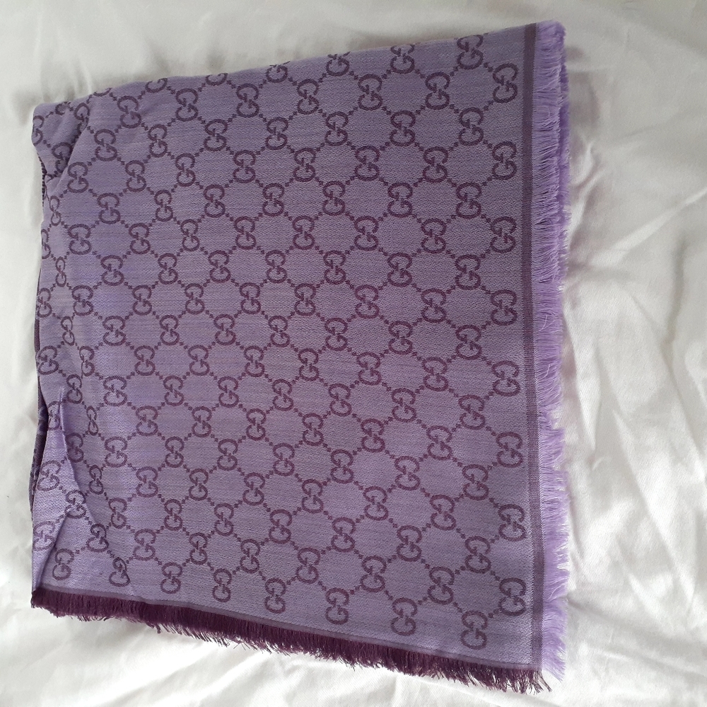 Gucci Women's Violet and Lilac Wool Silk GG Gu